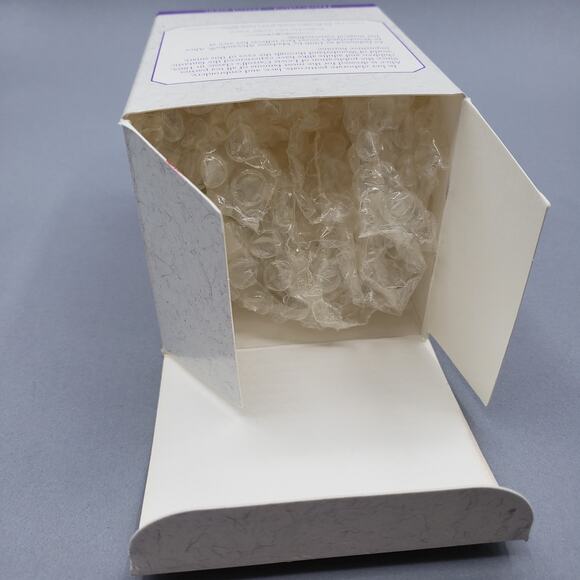 Vintage Hallmark Alice‎ in Wonderland Handcrafted Holiday Ornament - Picture 8 of 15